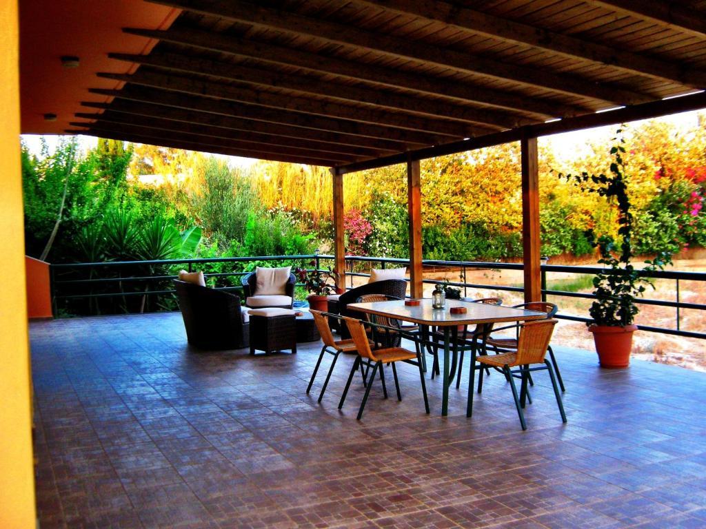 Chrissas Apartments Ретимно Екстериор снимка